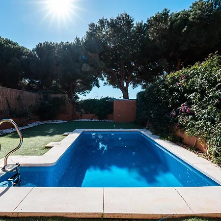 Retreat: Private Pool & Frontline Golf * Марбелья
