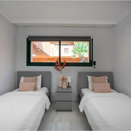 Retreat: Private Pool & Frontline Golf Апартаменты